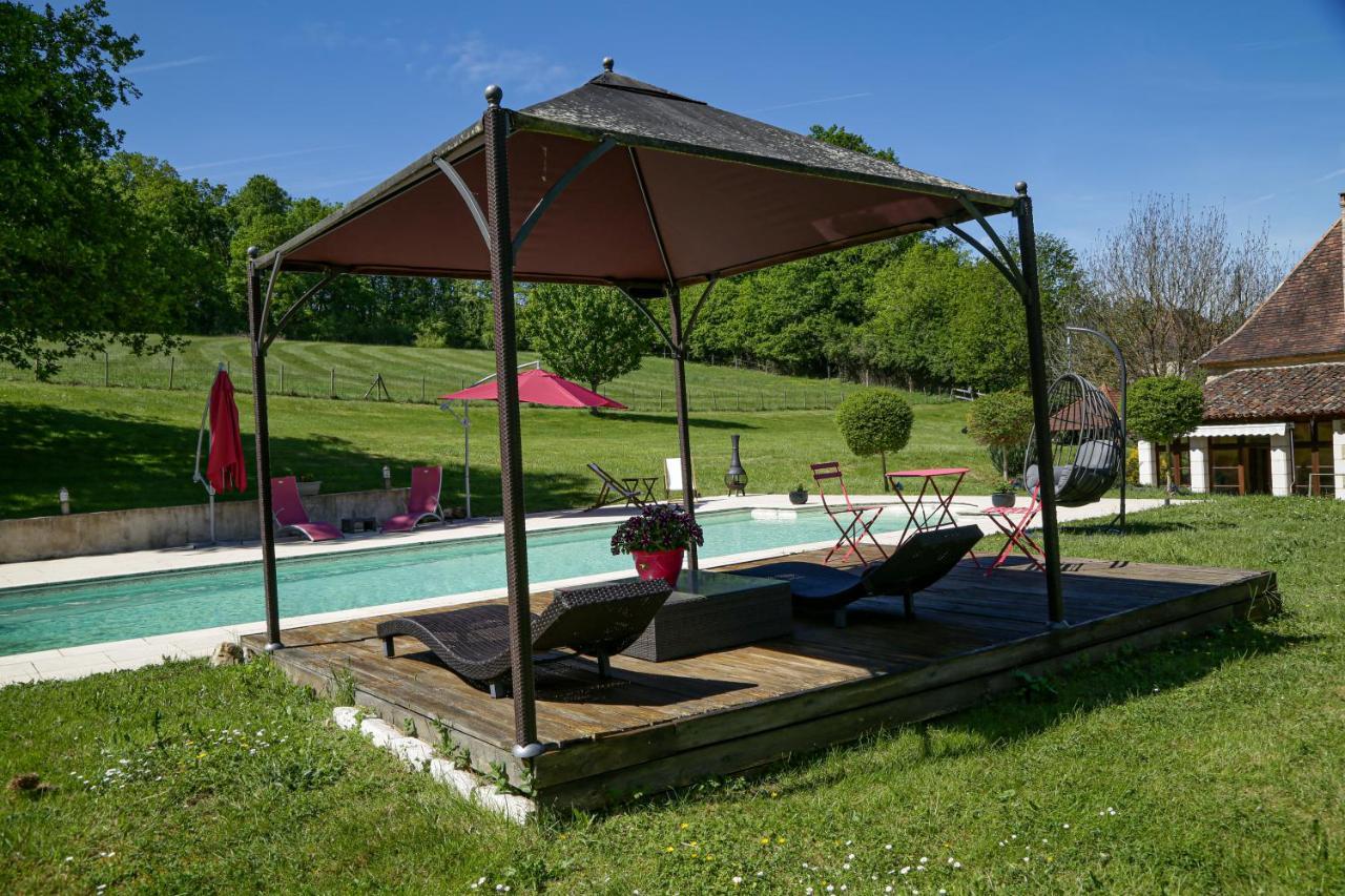 Domaine Du Bourg Salon Bed & Breakfast Exterior foto