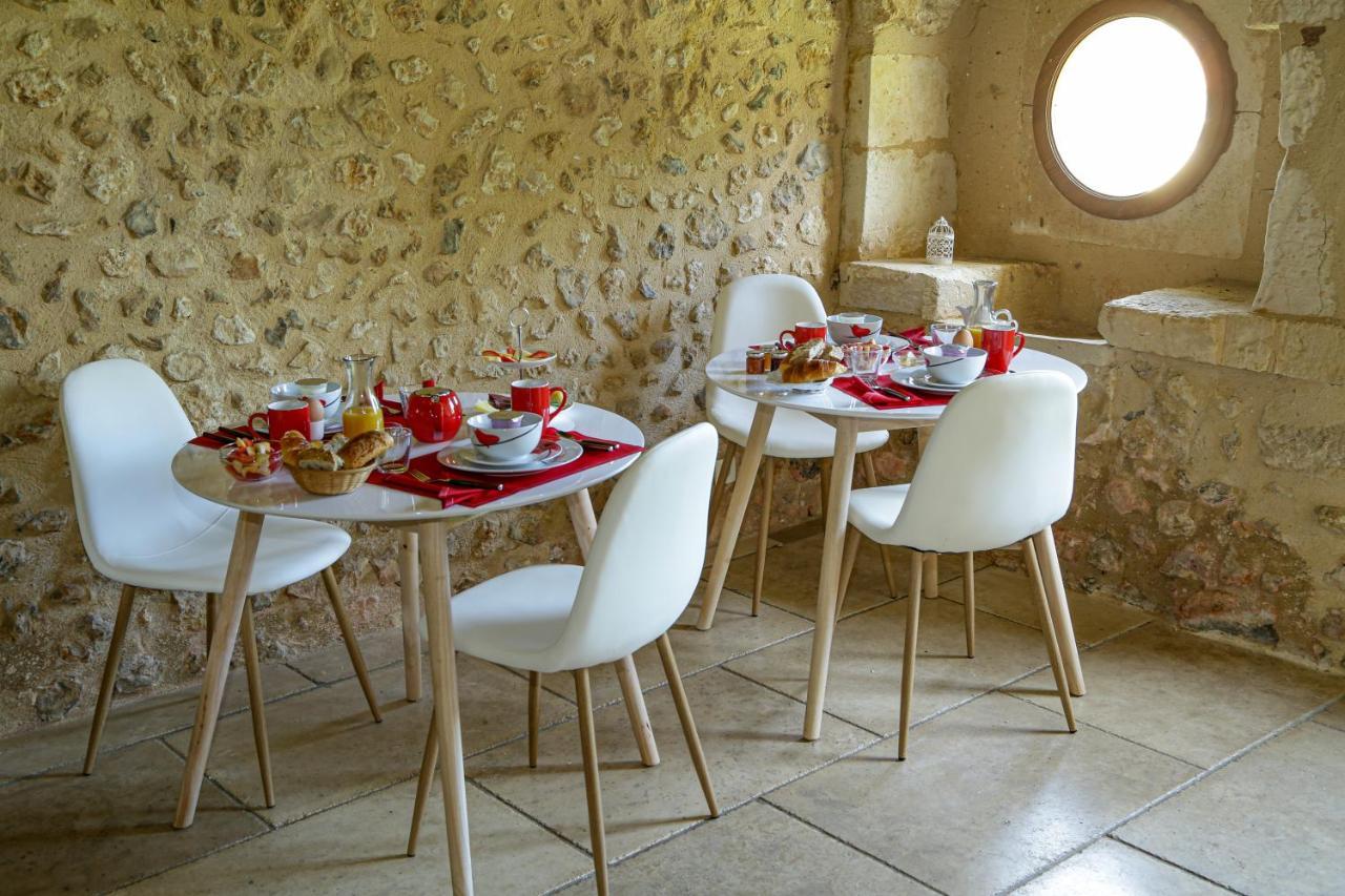Domaine Du Bourg Salon Bed & Breakfast Exterior foto